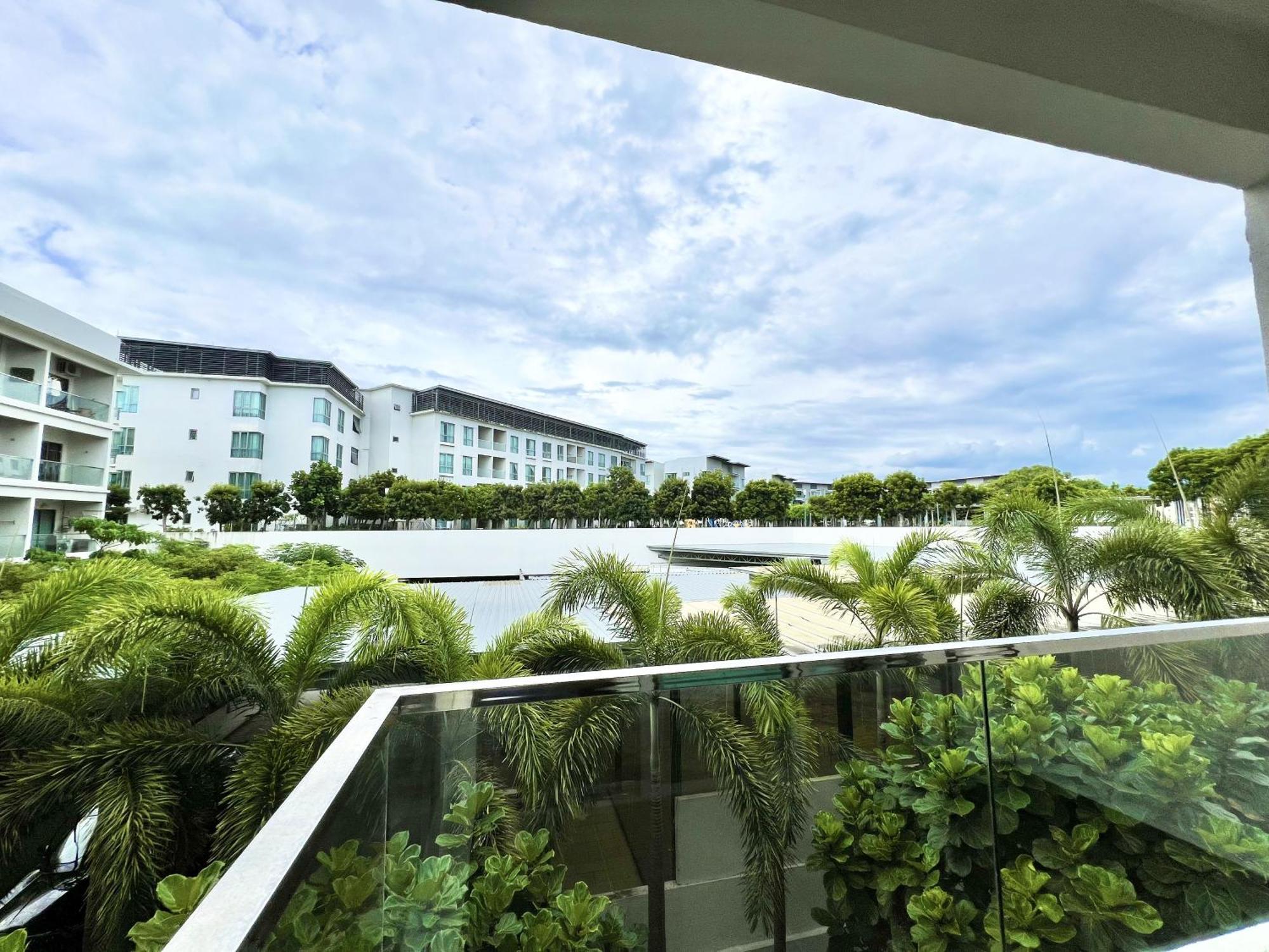 Margo Istay - The Loft Imago Kota Kinabalu Ngoại thất bức ảnh